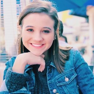 Meet your Posher, Hannah